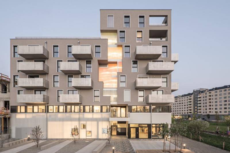 Hertha Hurnaus Das Haus am Park