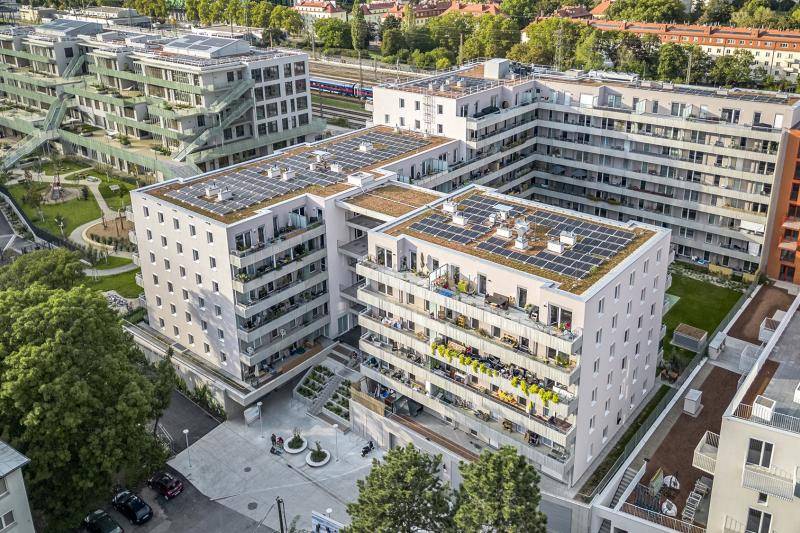 Lukas Drobny Residential "(Tante) Käthes Grätz'l"